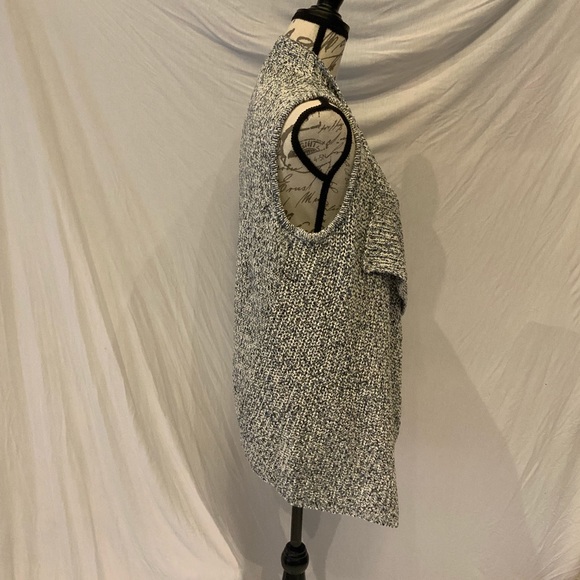 EUC- Jones blue, black, and white sweater vest - Picture 3 of 4